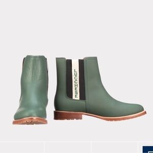 Lucchese All weather garden boot in Military Green Size 8